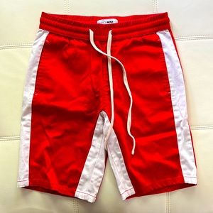 Red and white shorts, great fit and very comfortable